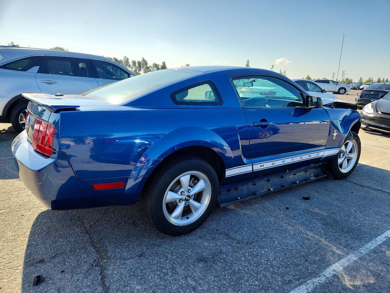 2007 FORD MUSTANG photo 3