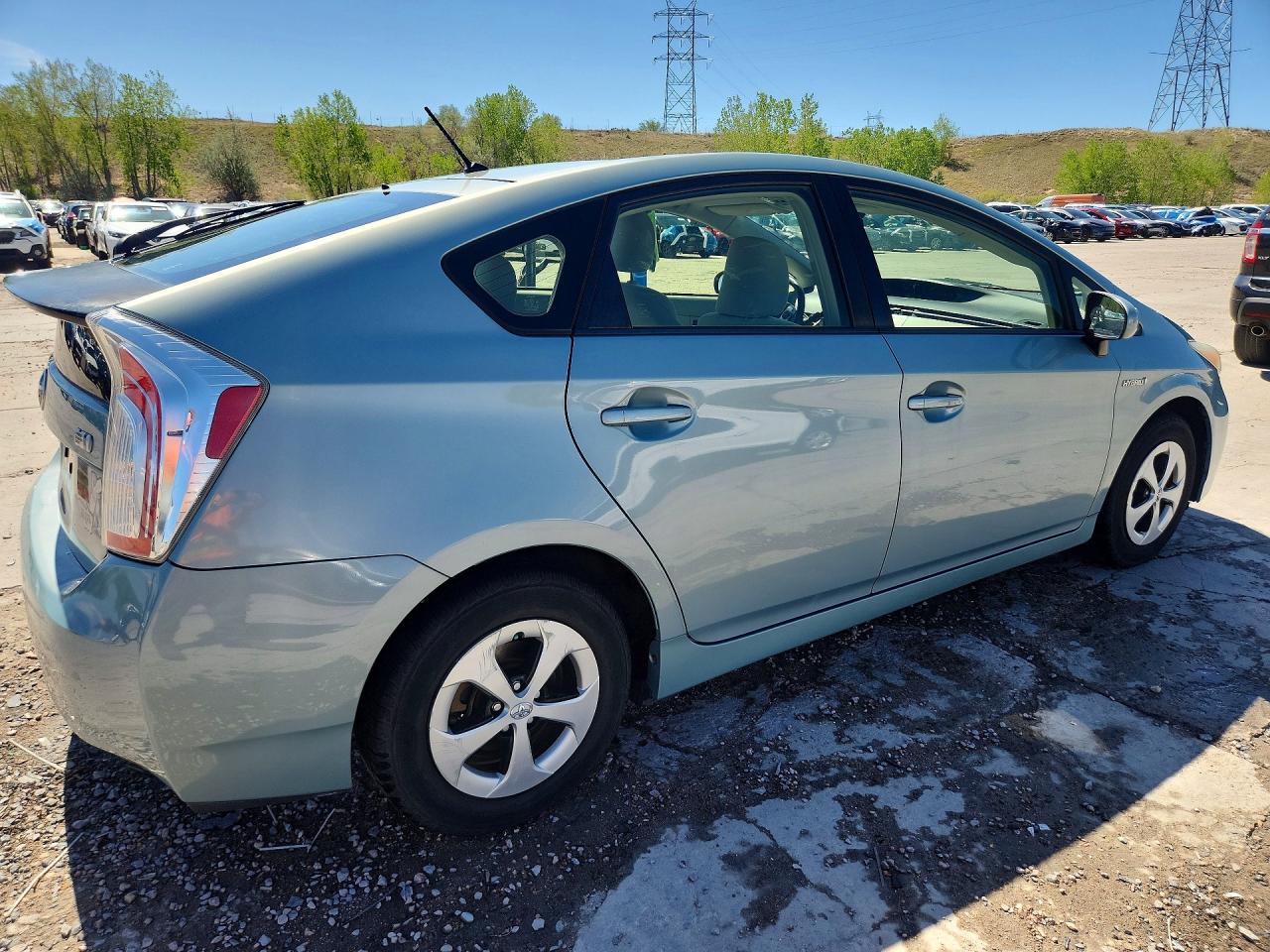 2013 TOYOTA PRIUS TWO photo 7