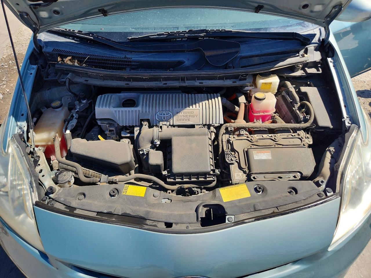2013 TOYOTA PRIUS TWO photo 31