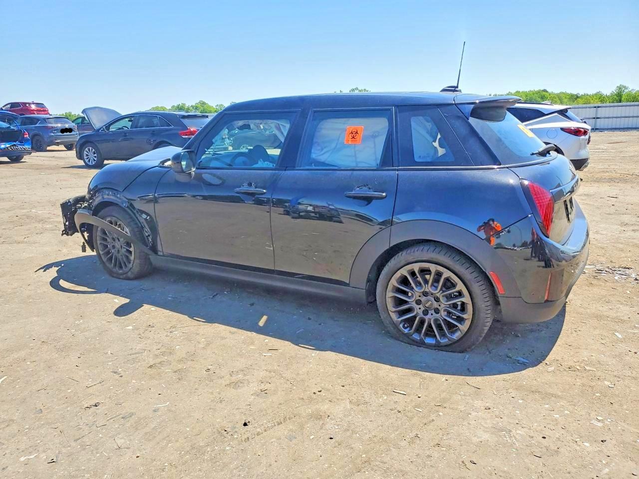 2026 MINI COOPER S photo 4