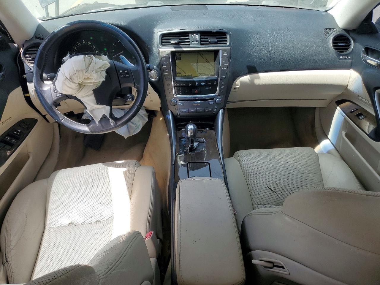 2010 LEXUS IS 250 photo 8