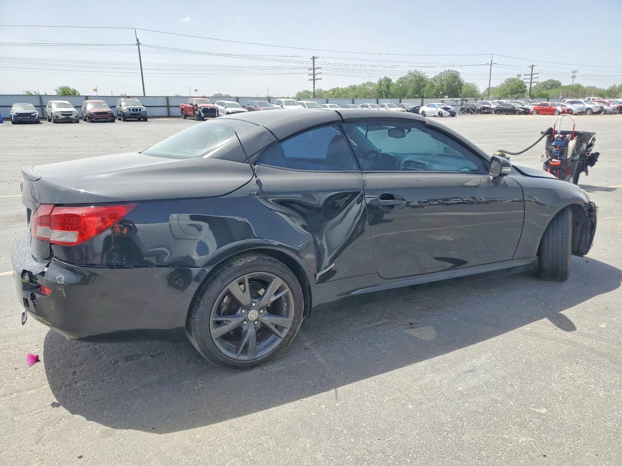 2010 LEXUS IS 250 photo 3