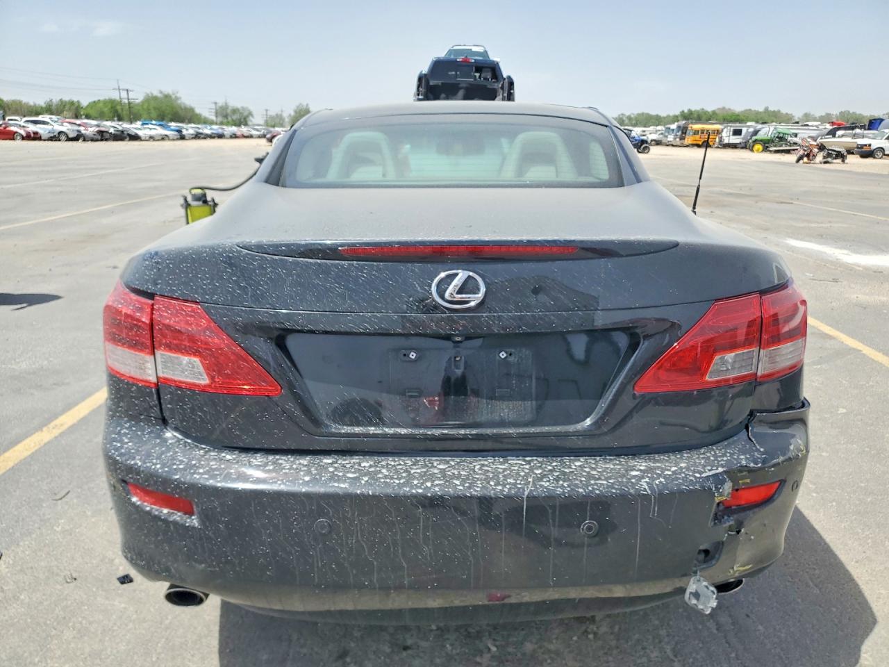 2010 LEXUS IS 250 photo 6