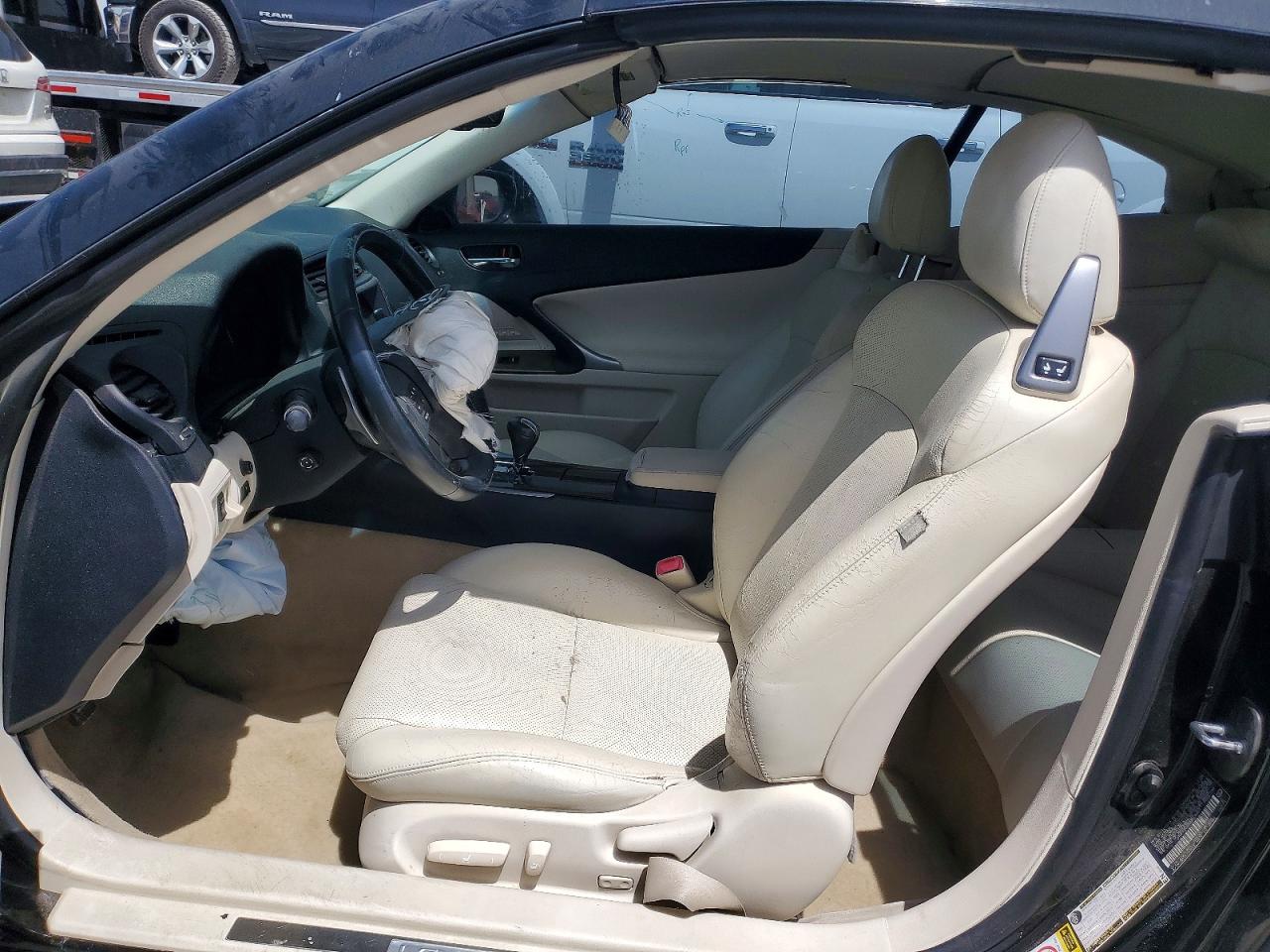 2010 LEXUS IS 250 photo 7