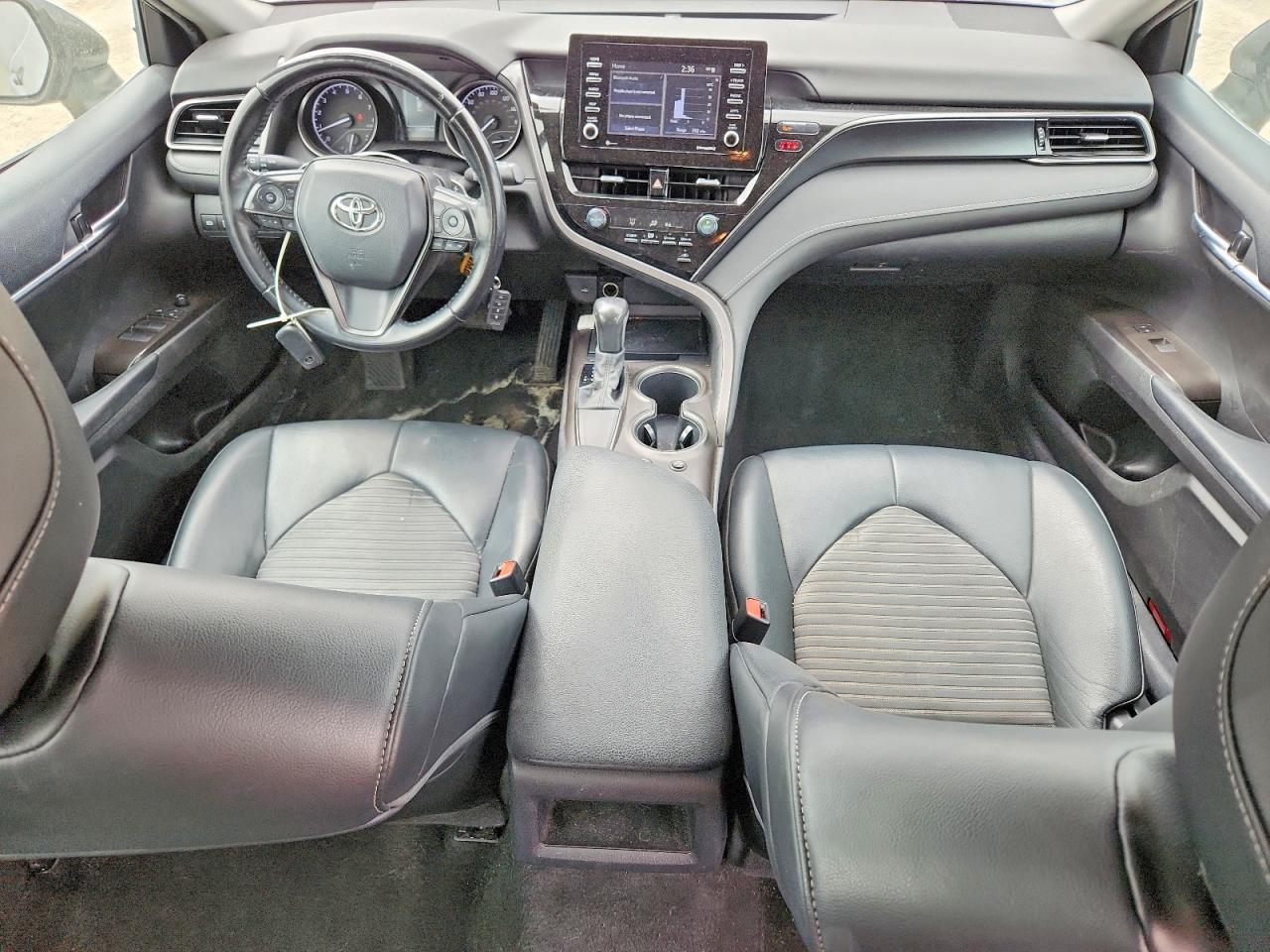 2021 TOYOTA CAMRY SE photo 15