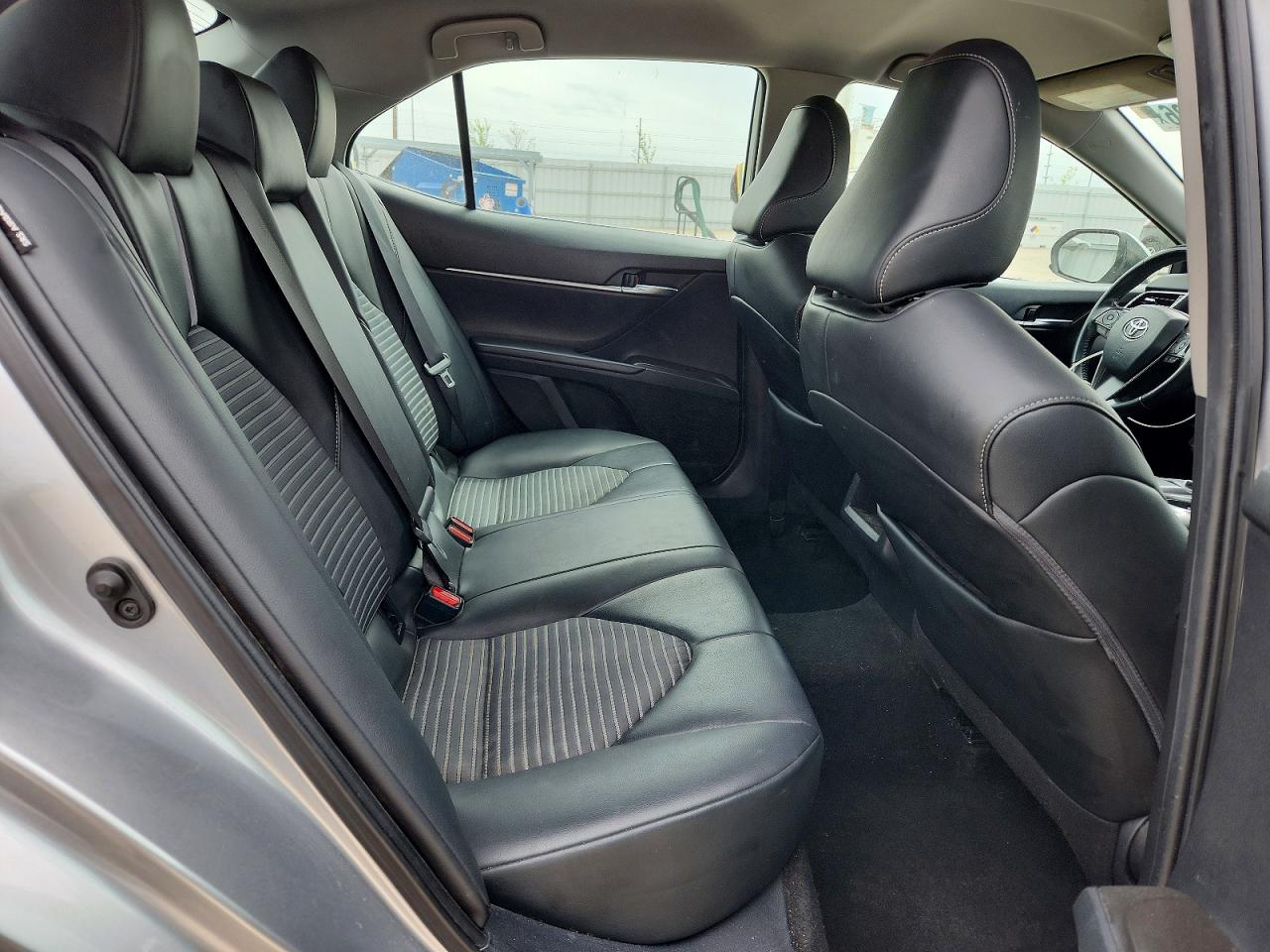 2021 TOYOTA CAMRY SE photo 19