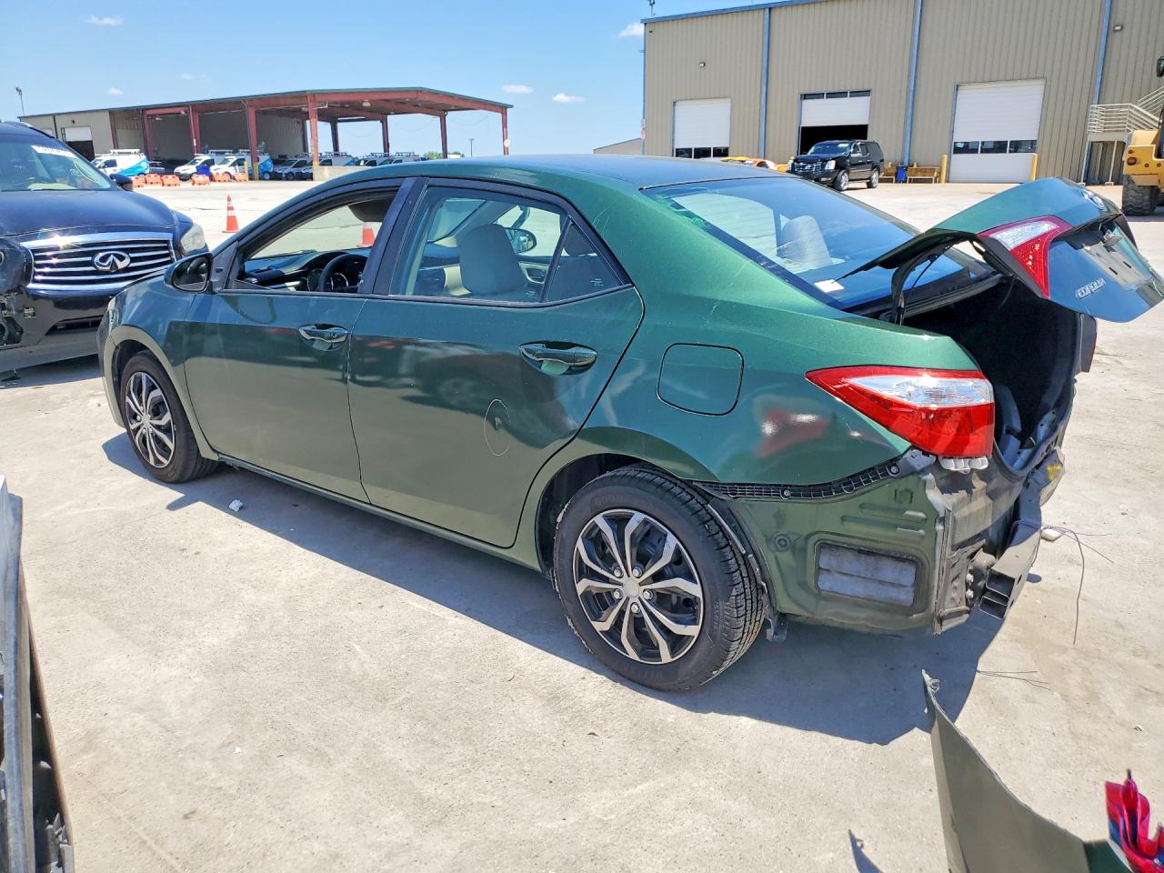 2015 TOYOTA COROLLA LE photo 3