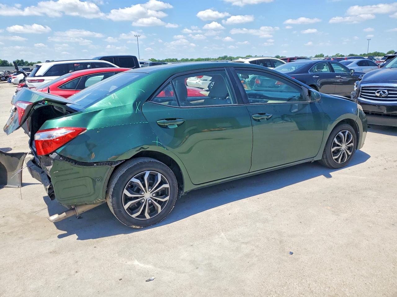 2015 TOYOTA COROLLA LE photo 5