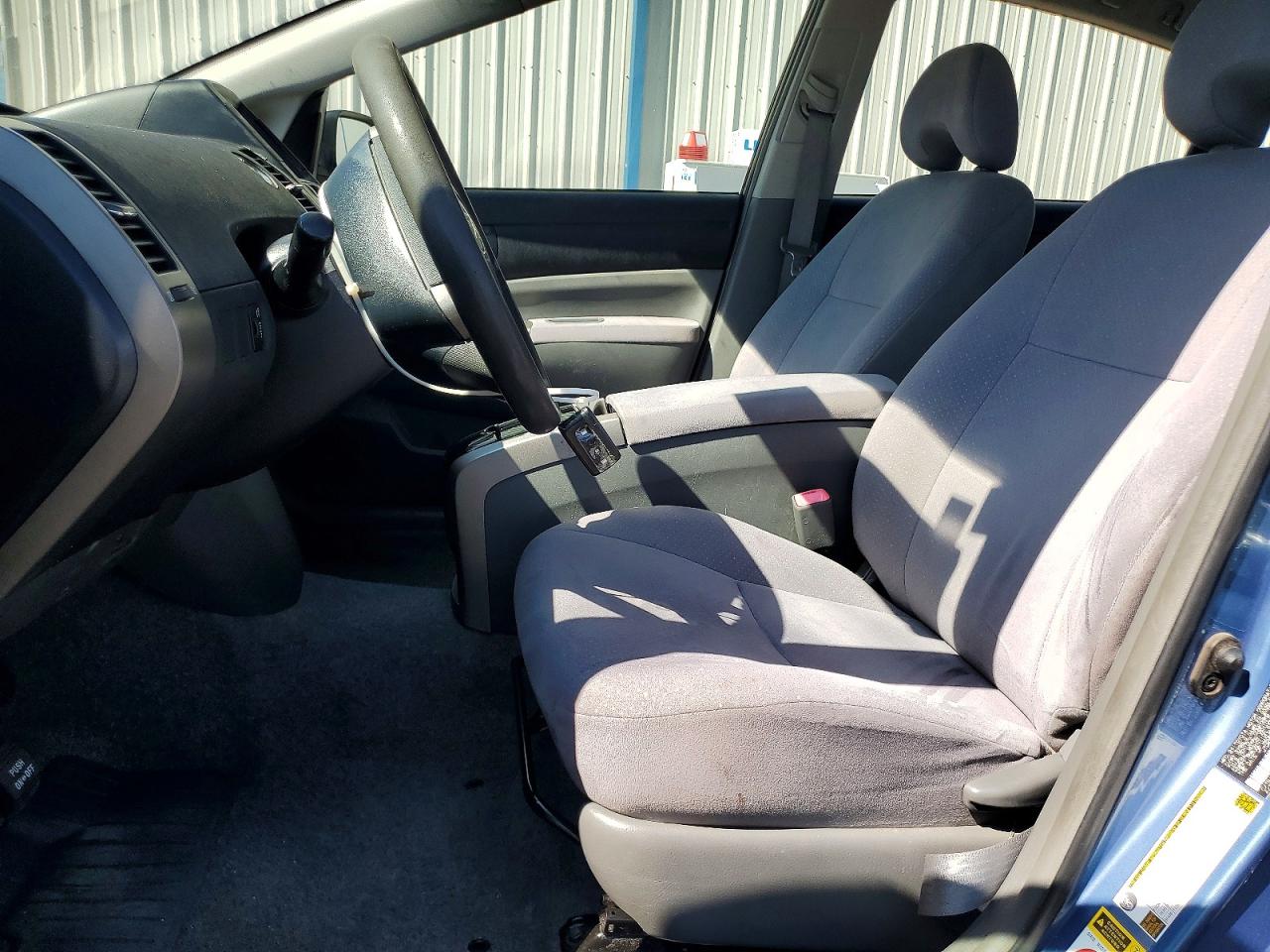 2009 TOYOTA PRIUS BASE photo 19