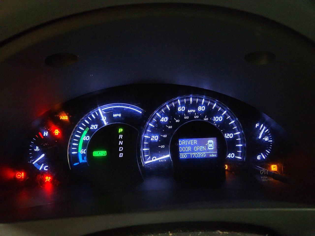 2011 TOYOTA CAMRY HYBRID photo 17