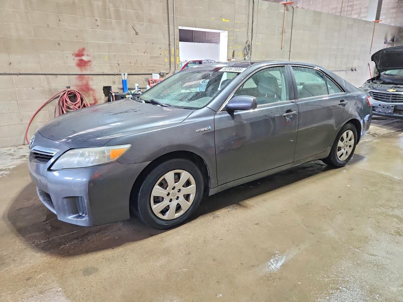 2011 TOYOTA CAMRY