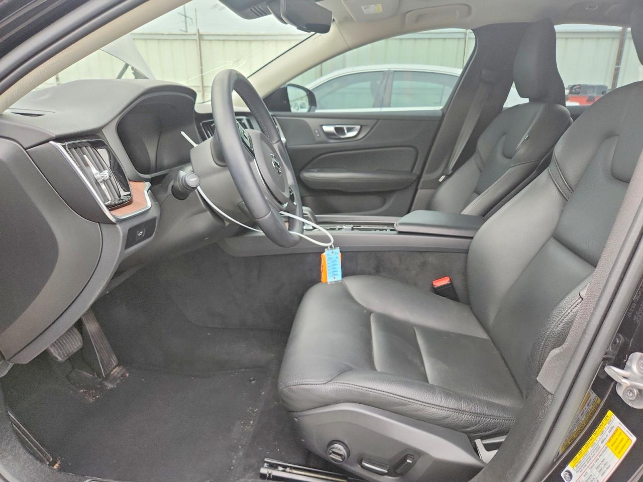 2024 VOLVO S60 PLUS photo 13