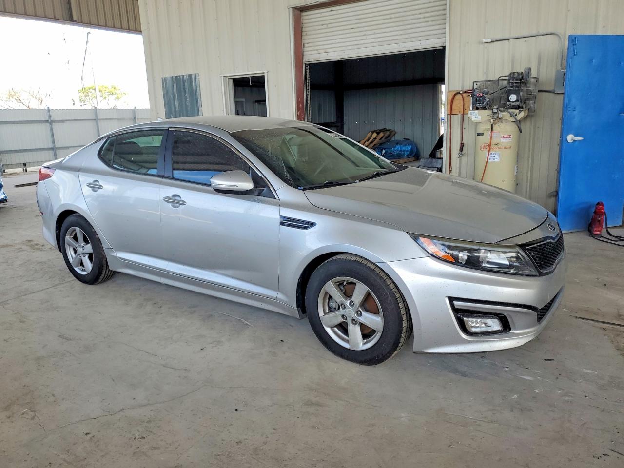 2015 KIA OPTIMA LX photo 4