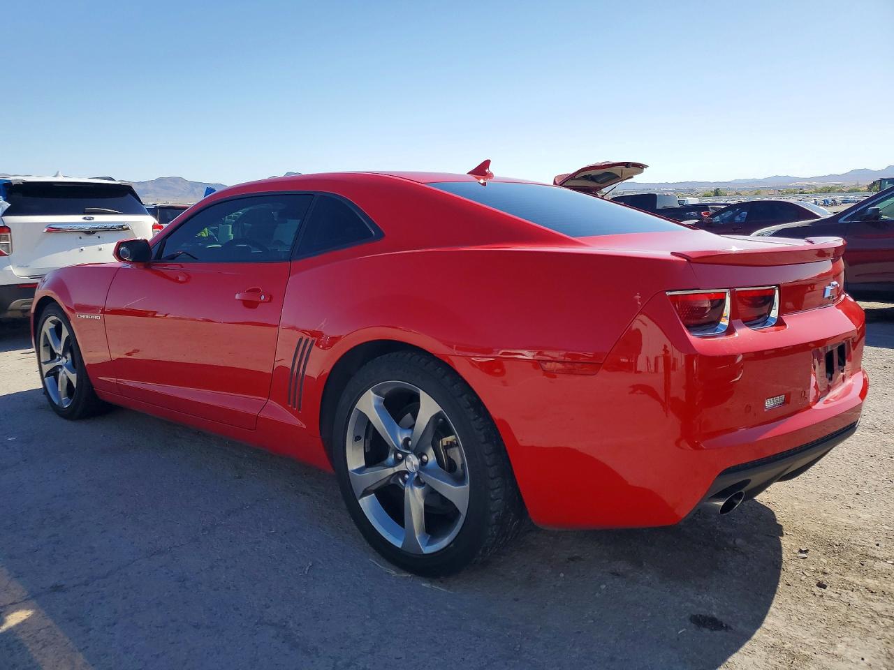 2013 CHEVROLET CAMARO LT photo 3
