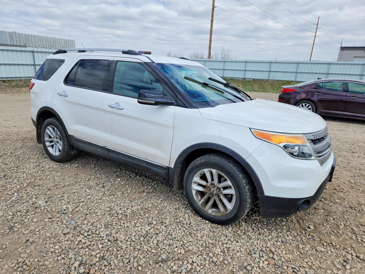 2013 FORD EXPLORER XLT photo 4