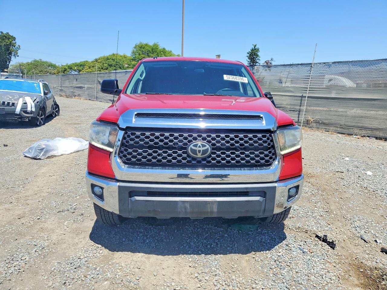 2018 TOYOTA TUNDRA CREWMAX SR5 photo 9