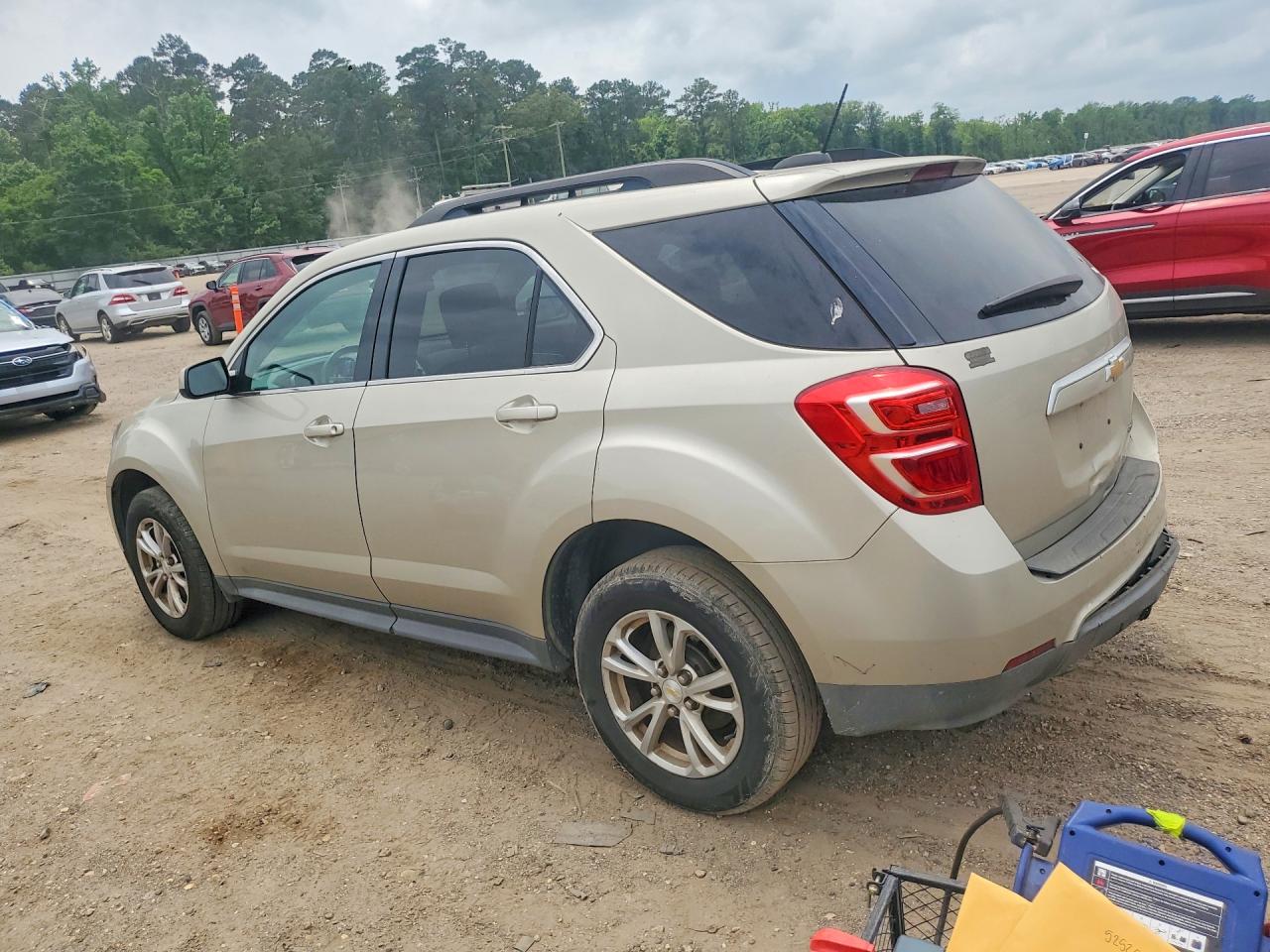 2016 CHEVROLET EQUINOX LT photo 4