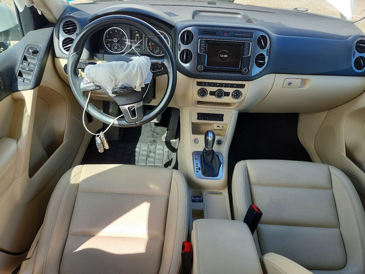 2017 VOLKSWAGEN TIGUAN S photo 22