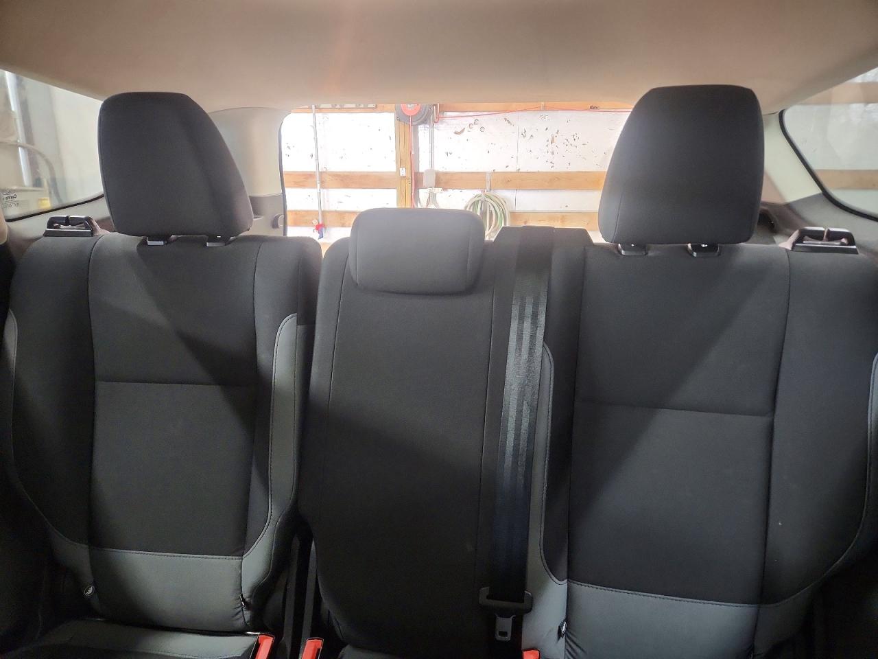 2013 FORD ESCAPE S photo 28