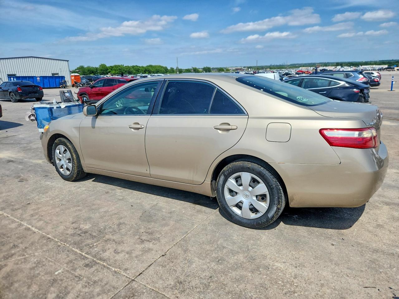 2007 TOYOTA CAMRY LE photo 3