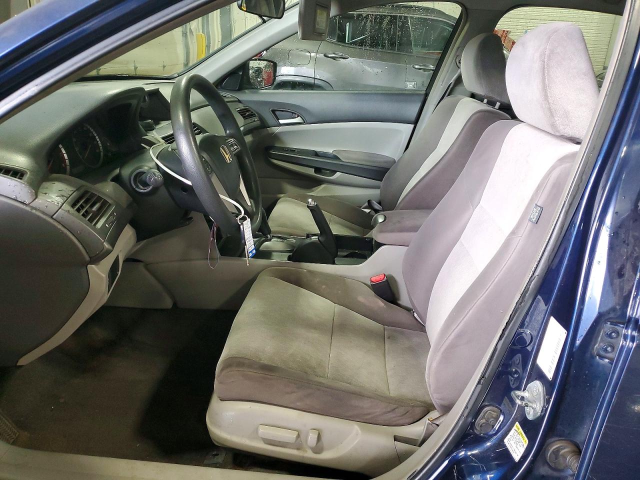 2009 HONDA ACCORD LXP photo 13