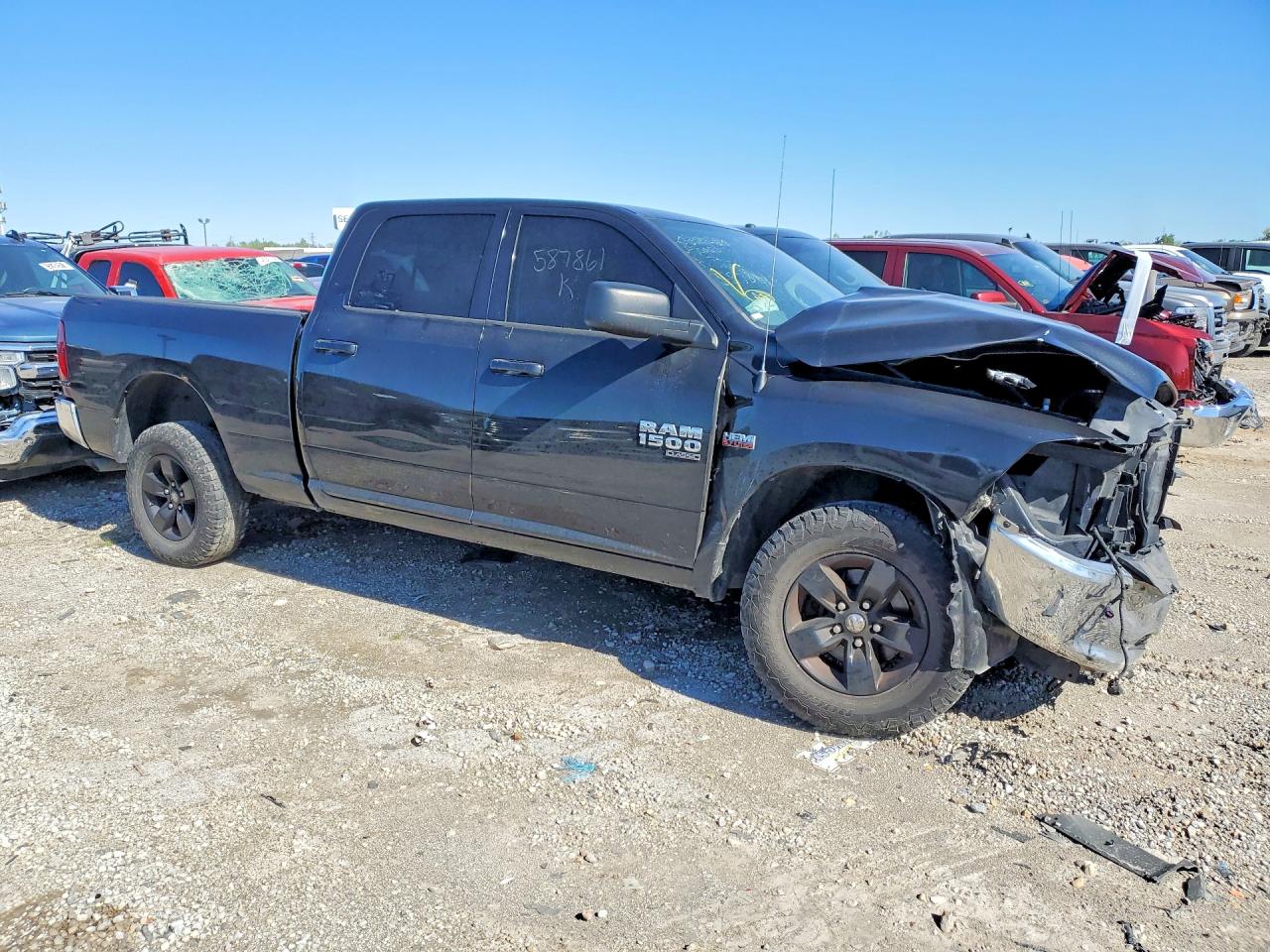 2019 RAM 1500 CLASSIC SLT photo 7