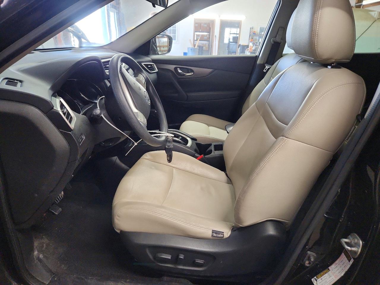 2014 NISSAN ROGUE SV photo 13