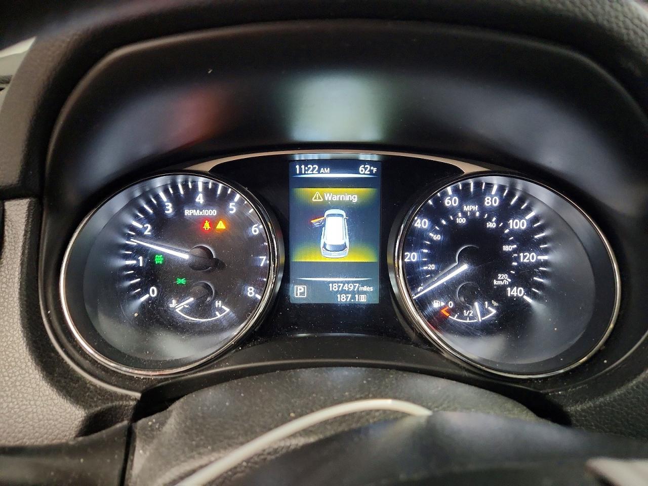 2014 NISSAN ROGUE SV photo 17