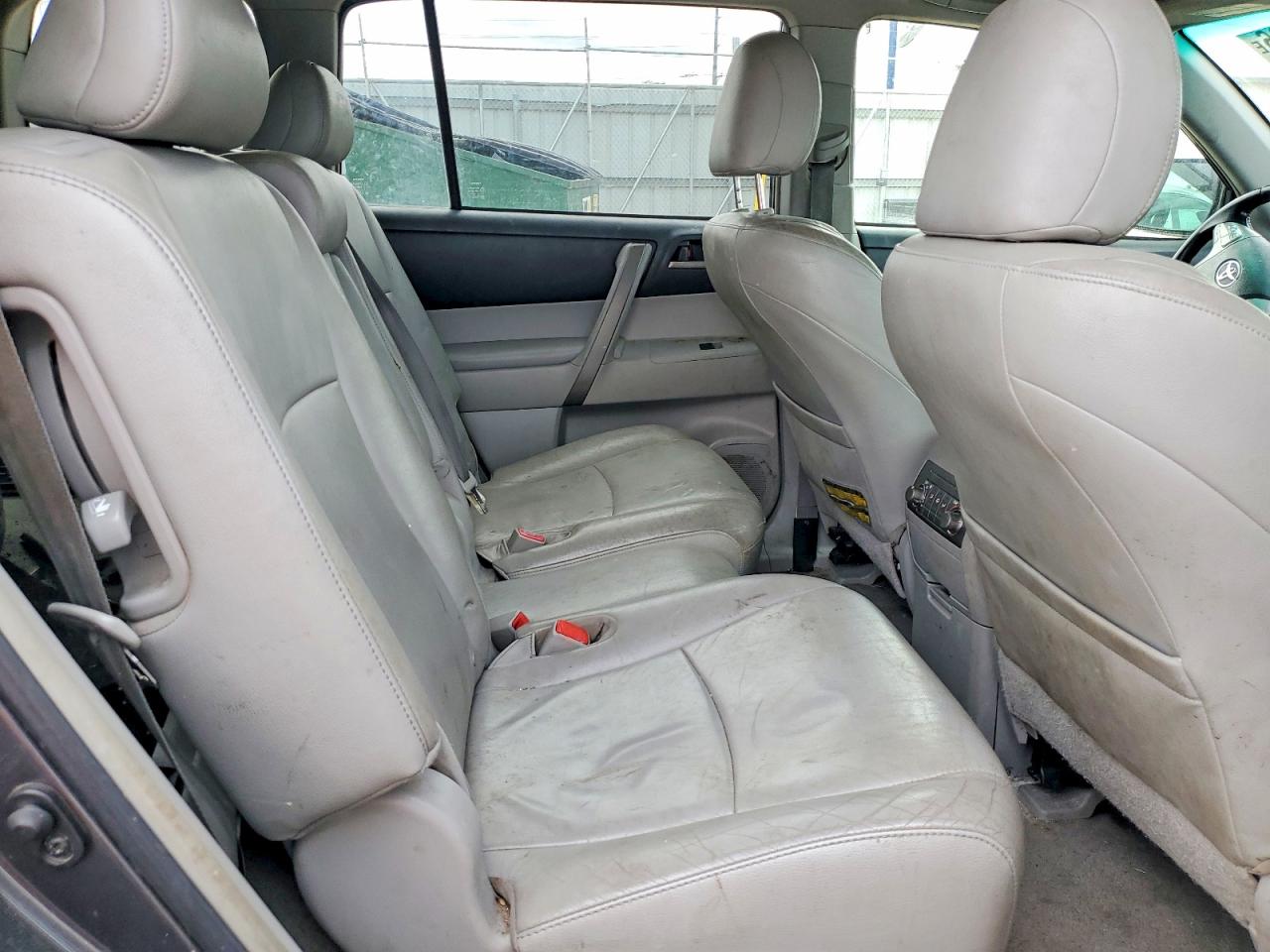 2008 TOYOTA HIGHLANDER SPORT photo 11