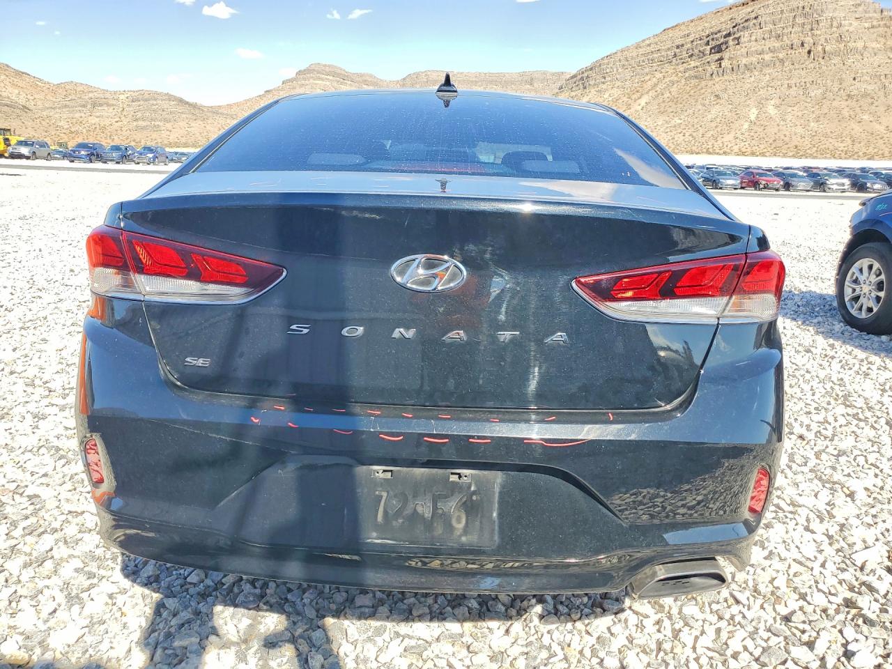 2018 HYUNDAI SONATA SE photo 6
