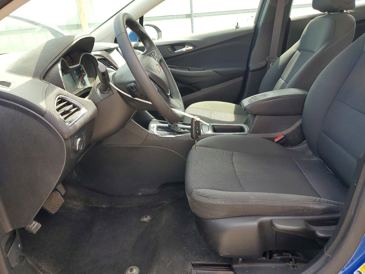 2017 CHEVROLET CRUZE LT photo 13