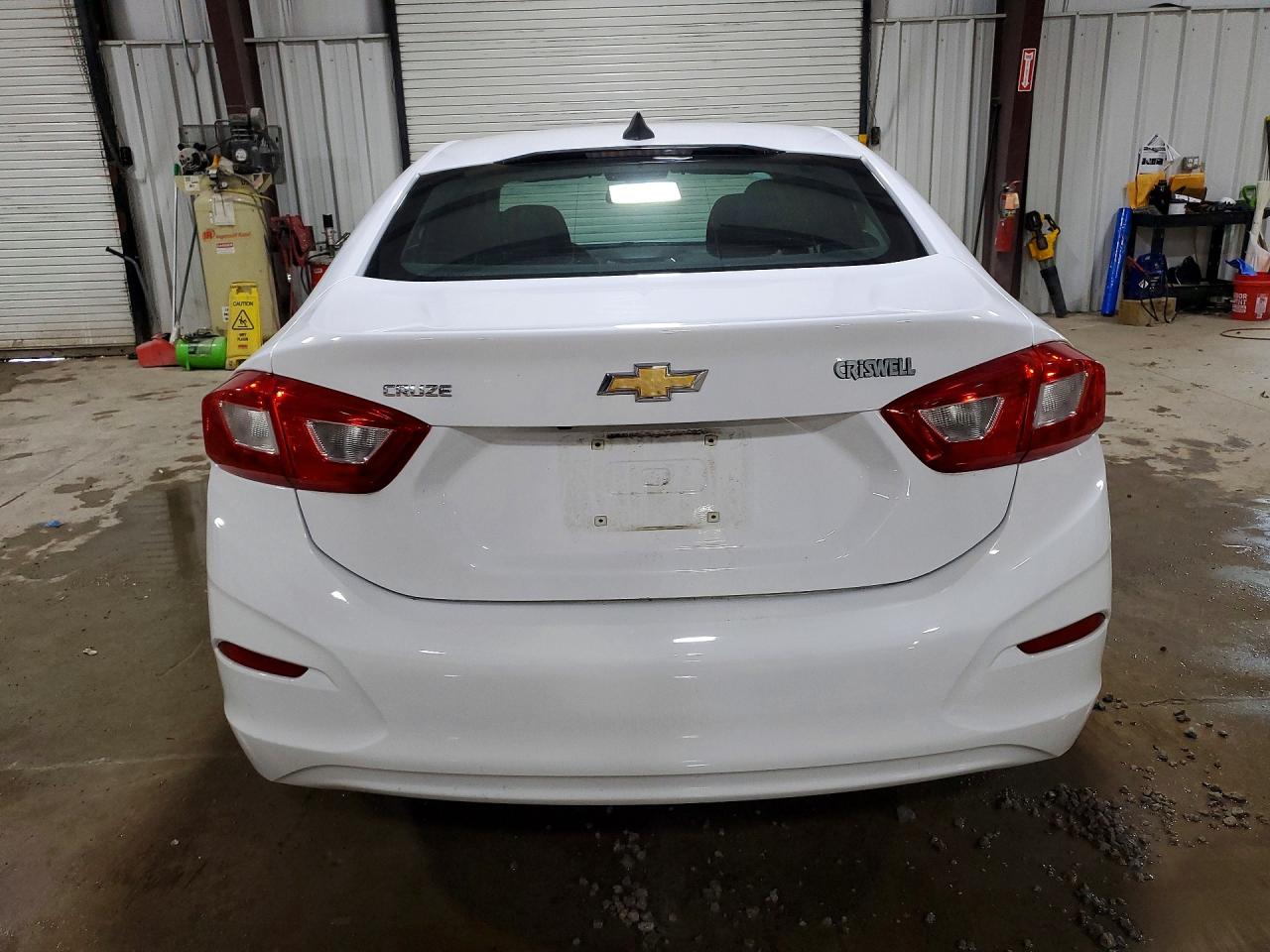2016 CHEVROLET CRUZE LS photo 11