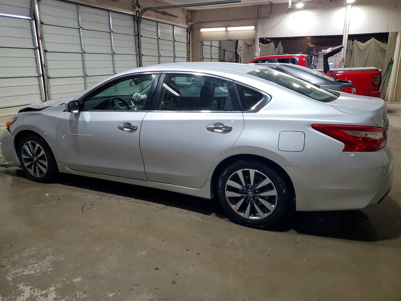 2017 NISSAN ALTIMA 2.5 SV photo 3