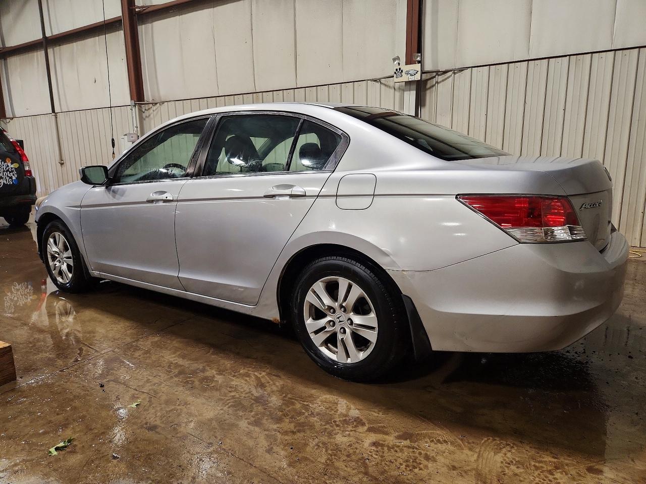2010 HONDA ACCORD LXP photo 3