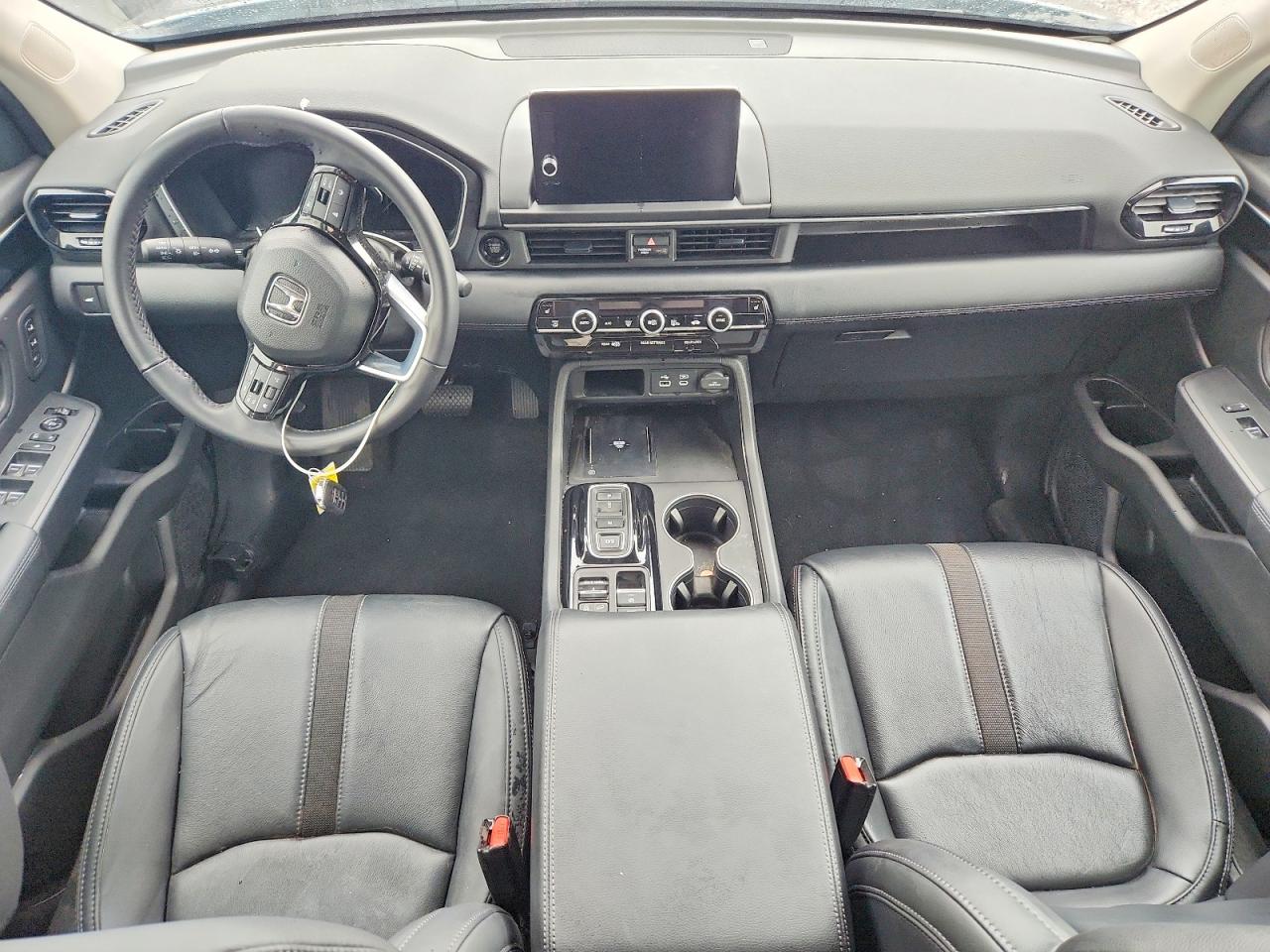 2025 HONDA PILOT EXL photo 15
