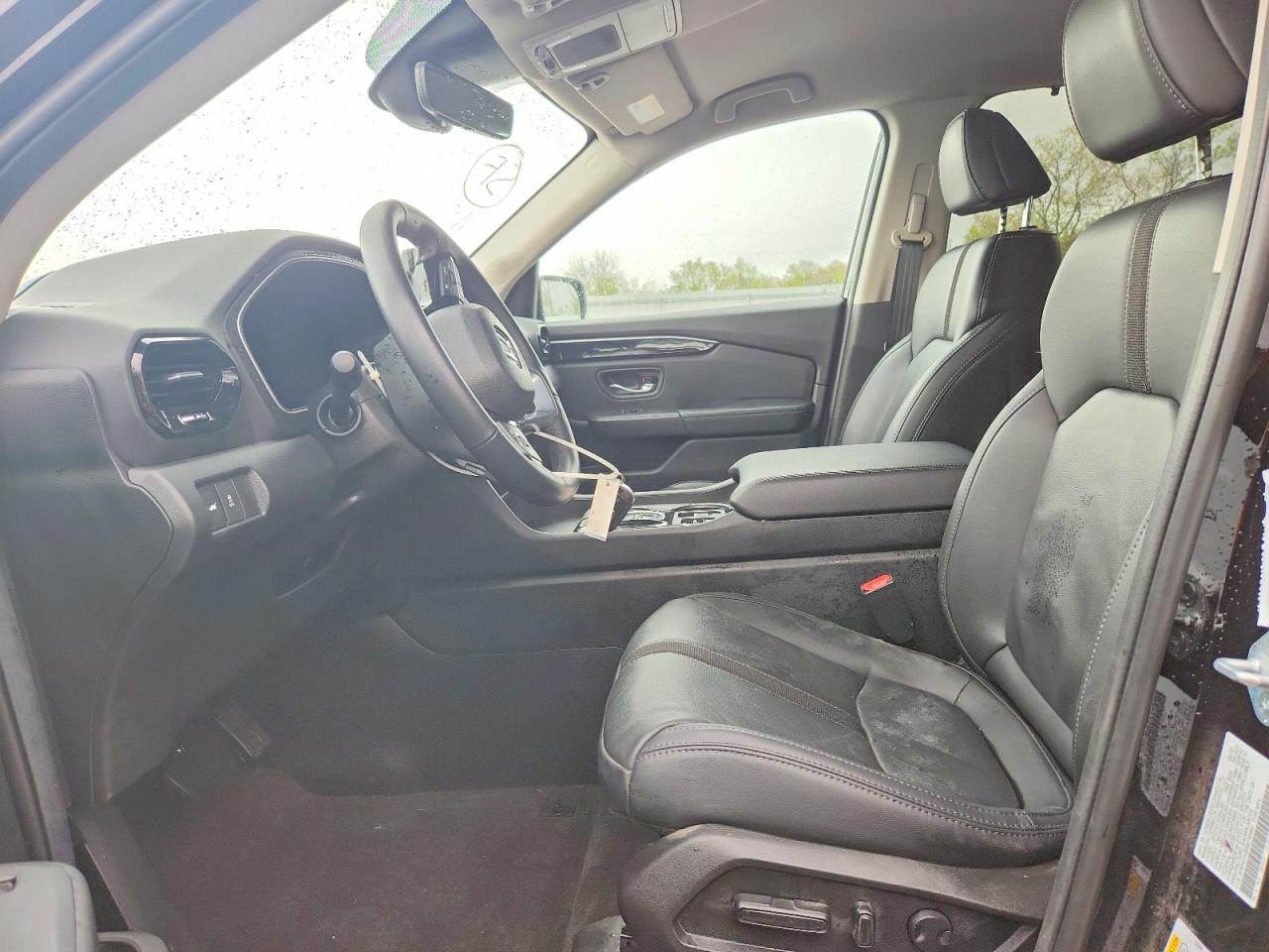 2025 HONDA PILOT EXL photo 13