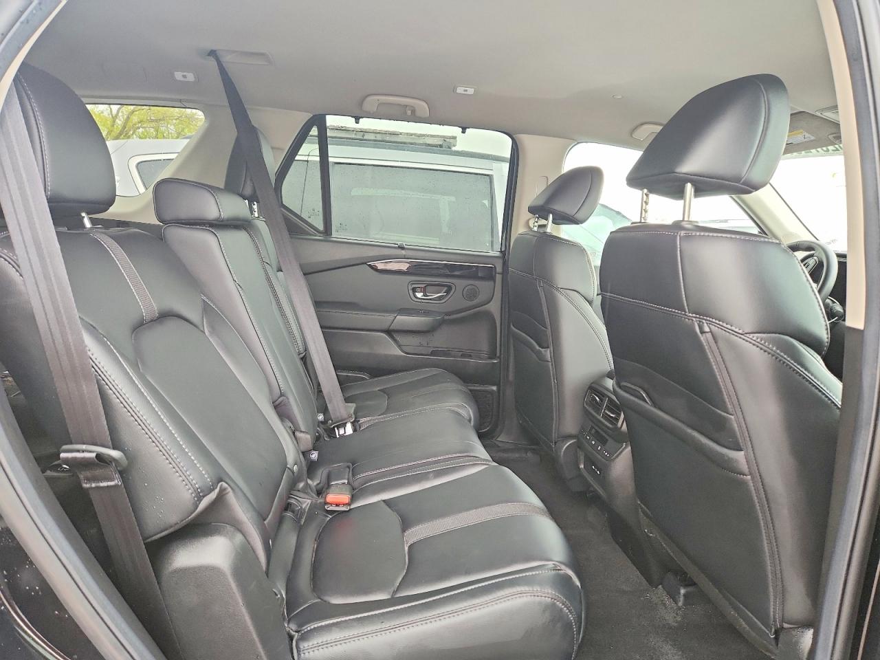 2025 HONDA PILOT EXL photo 21