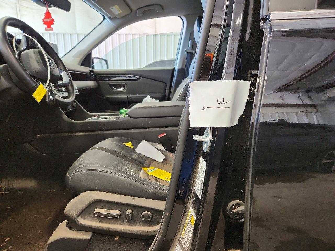 2025 HONDA PILOT EXL photo 25