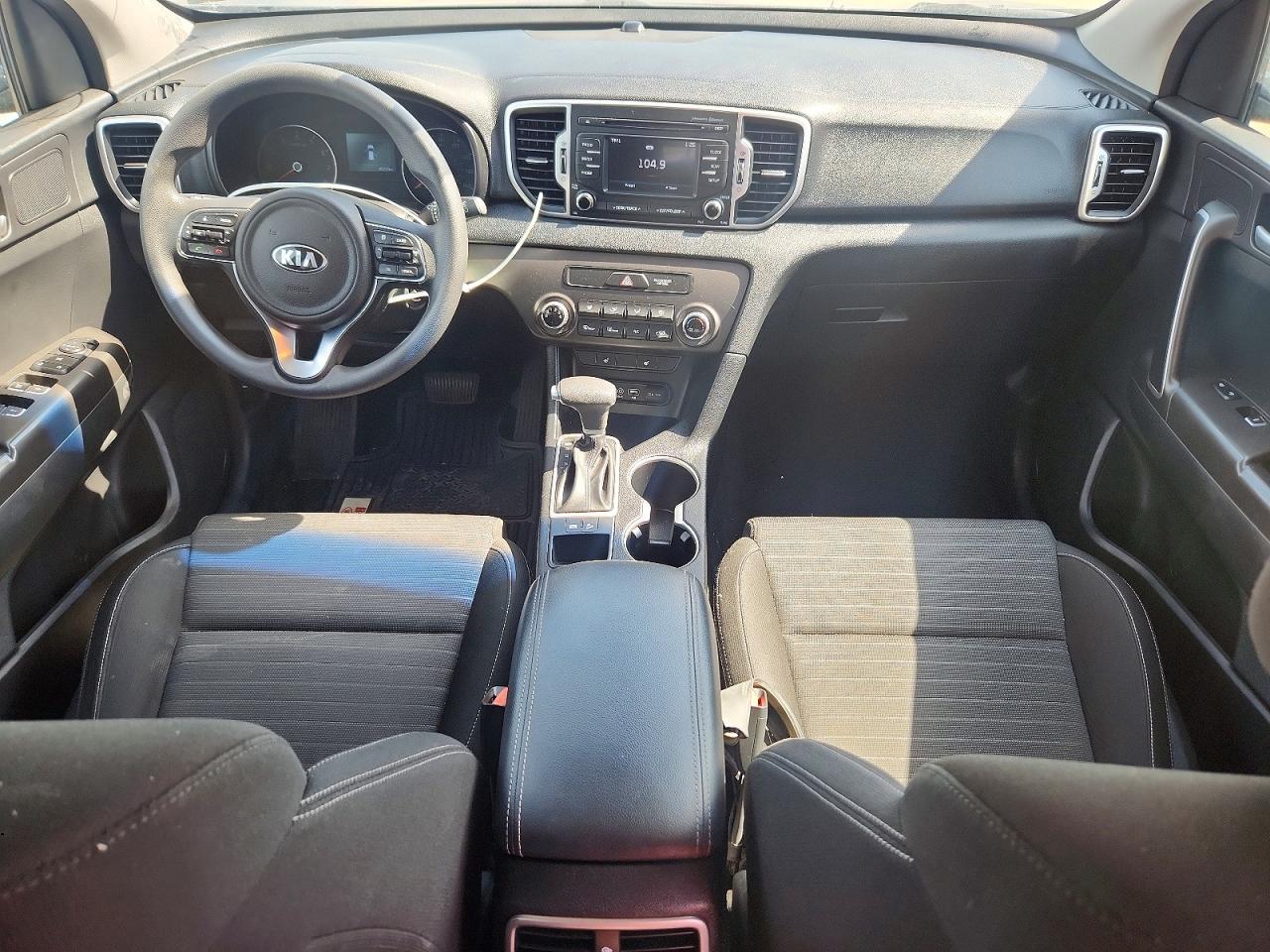 2017 KIA SPORTAGE LX photo 8