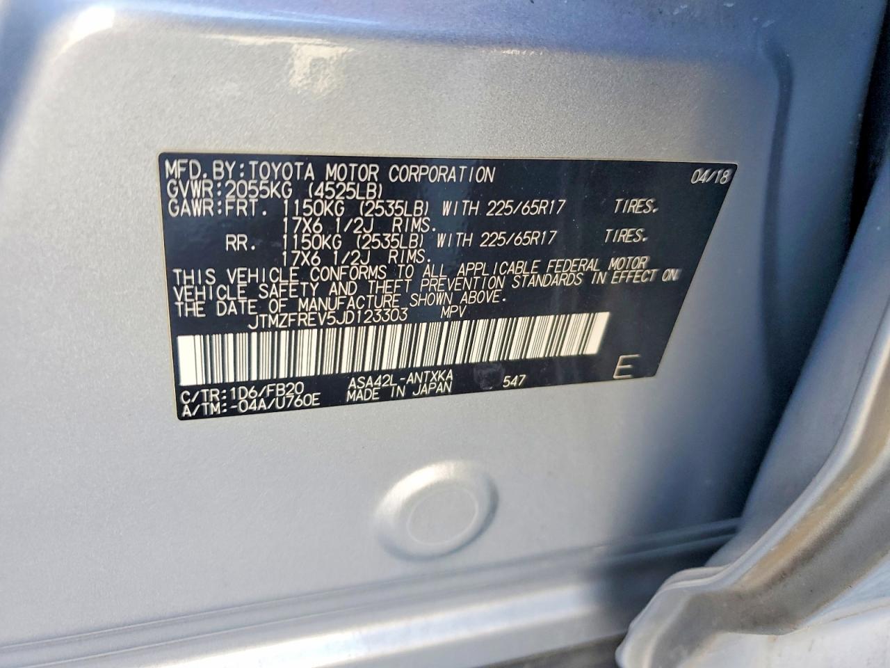 2018 TOYOTA RAV4 LE photo 25