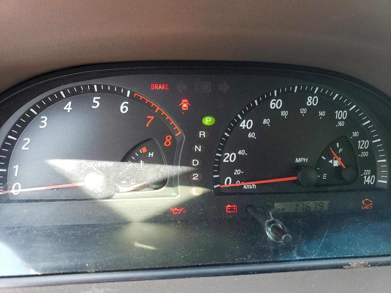 2003 TOYOTA CAMRY LE photo 25