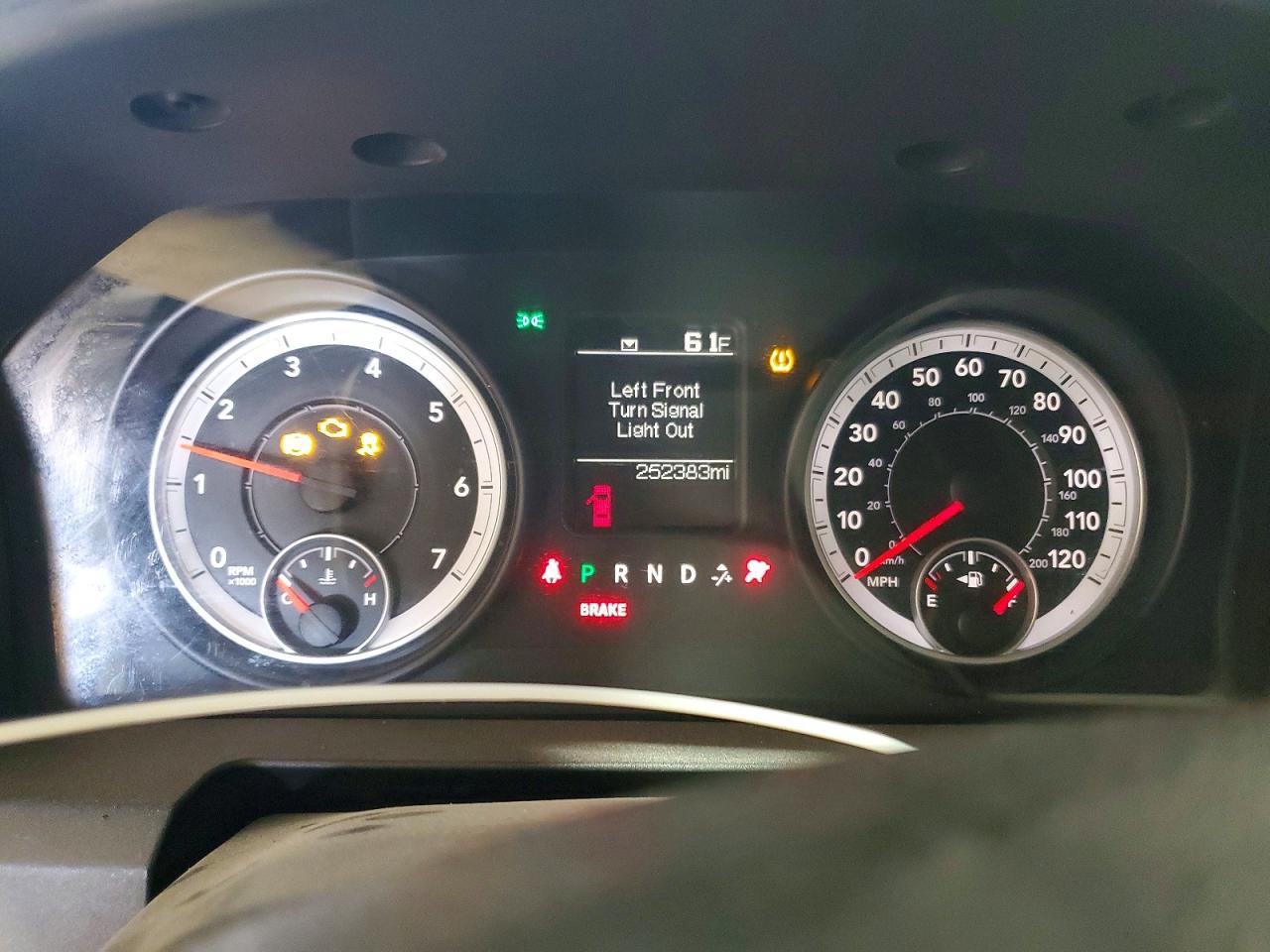 2013 RAM 1500 ST photo 17