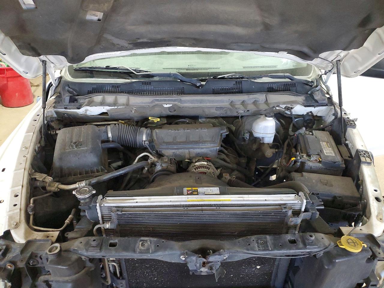2013 RAM 1500 ST photo 21