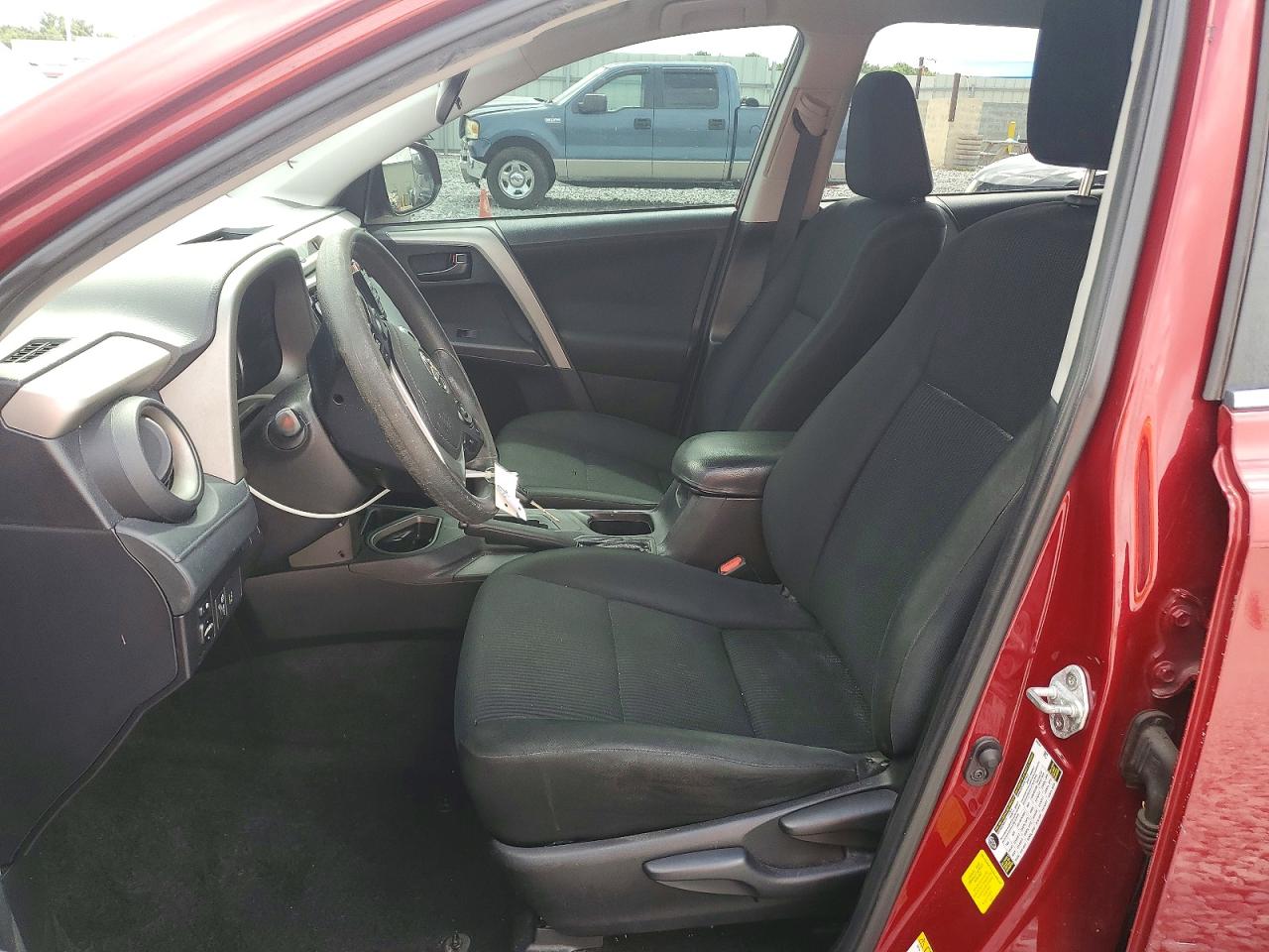 2018 TOYOTA RAV4 LE photo 7