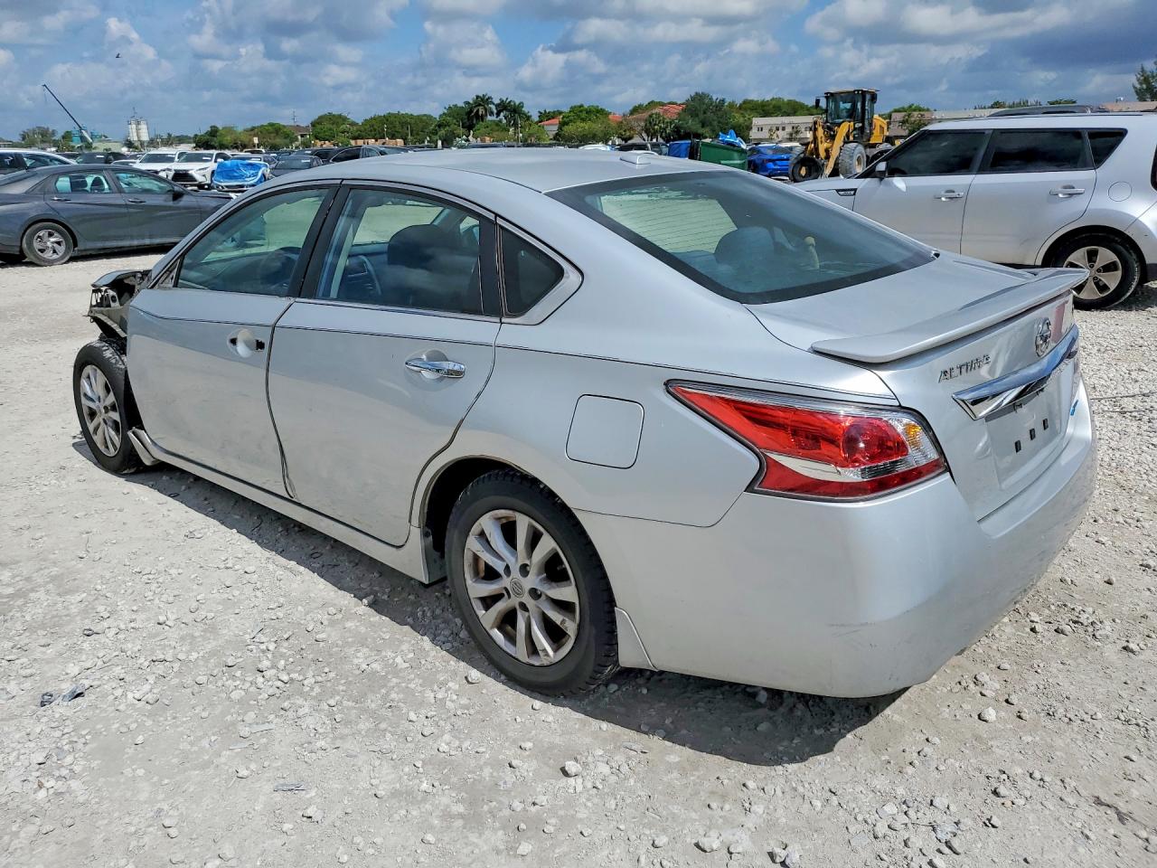 2014 NISSAN ALTIMA 2.5 S photo 2