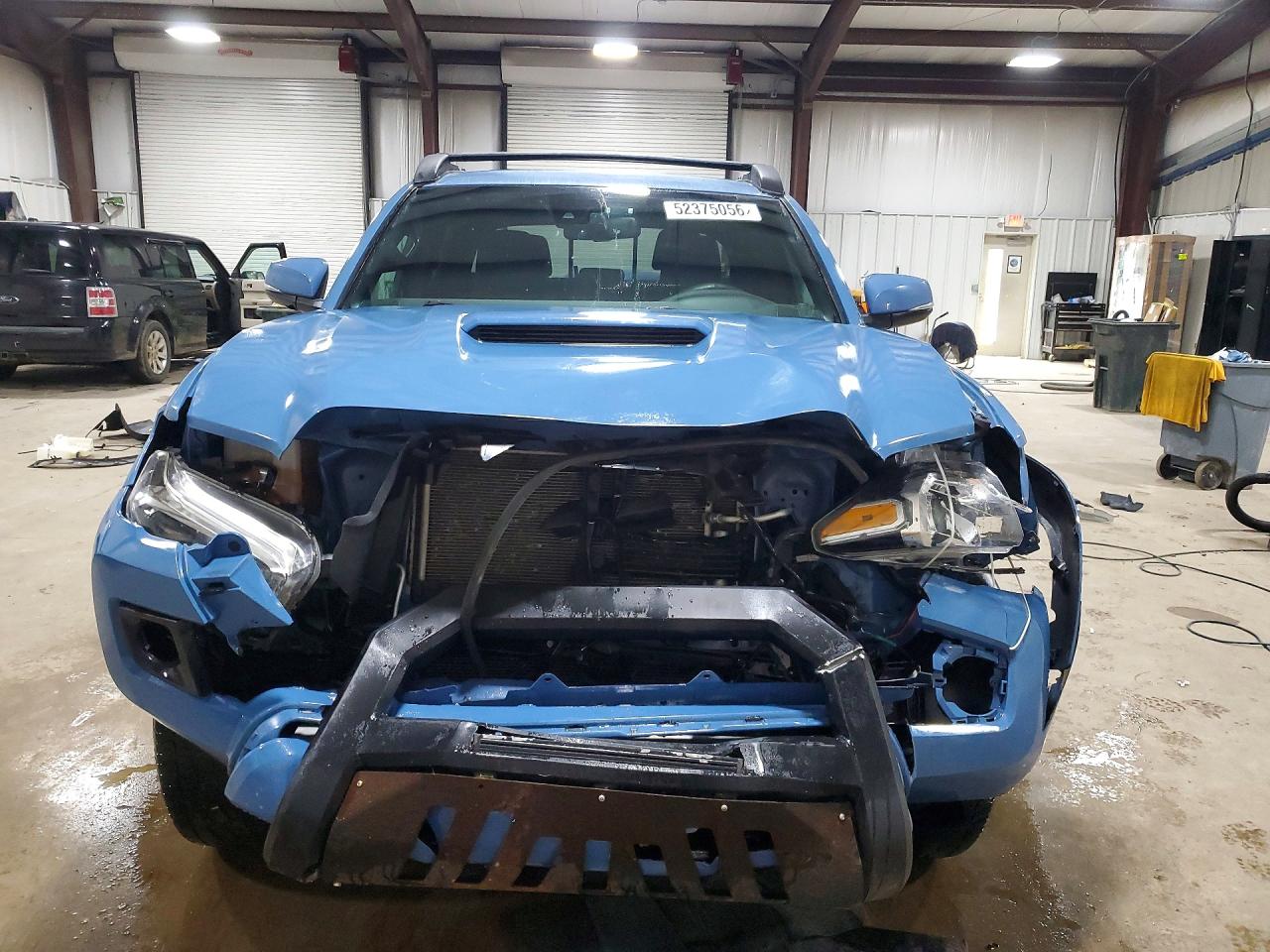 2019 TOYOTA TACOMA TRD SPORT photo 9