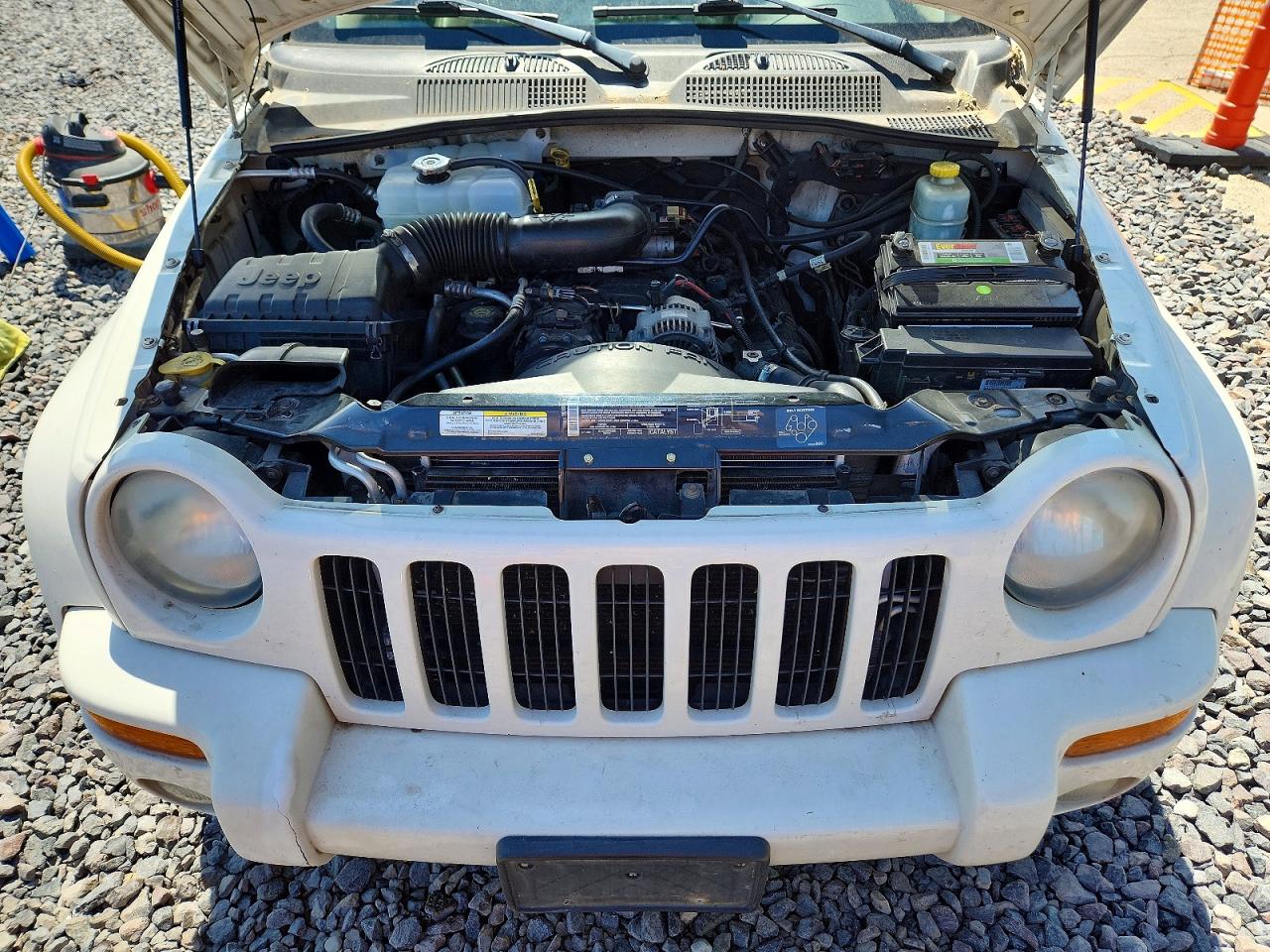 2004 JEEP LIBERTY LIMITED photo 12