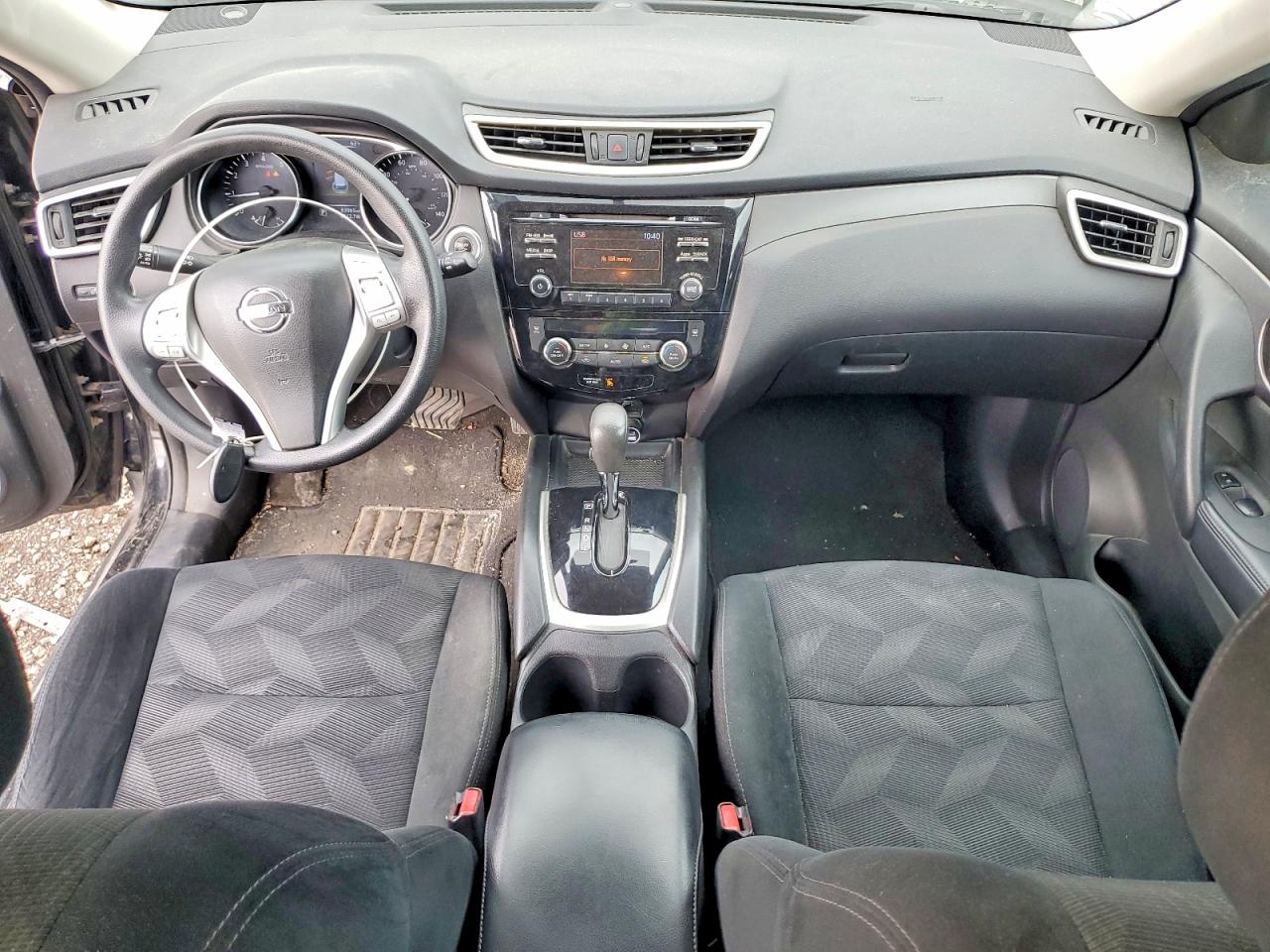 2016 NISSAN ROGUE SV photo 8