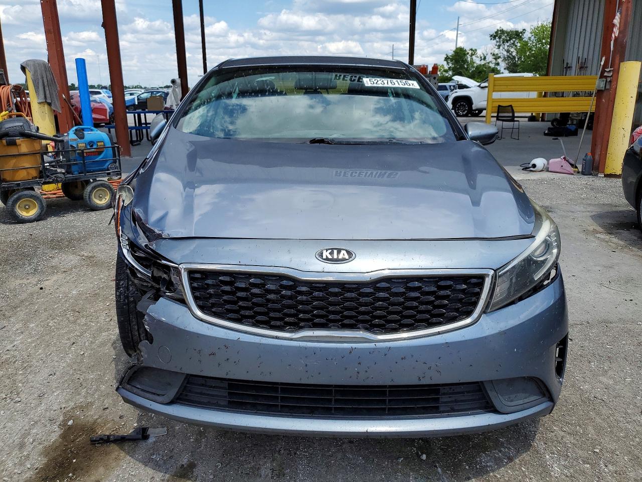 2017 KIA FORTE S photo 5