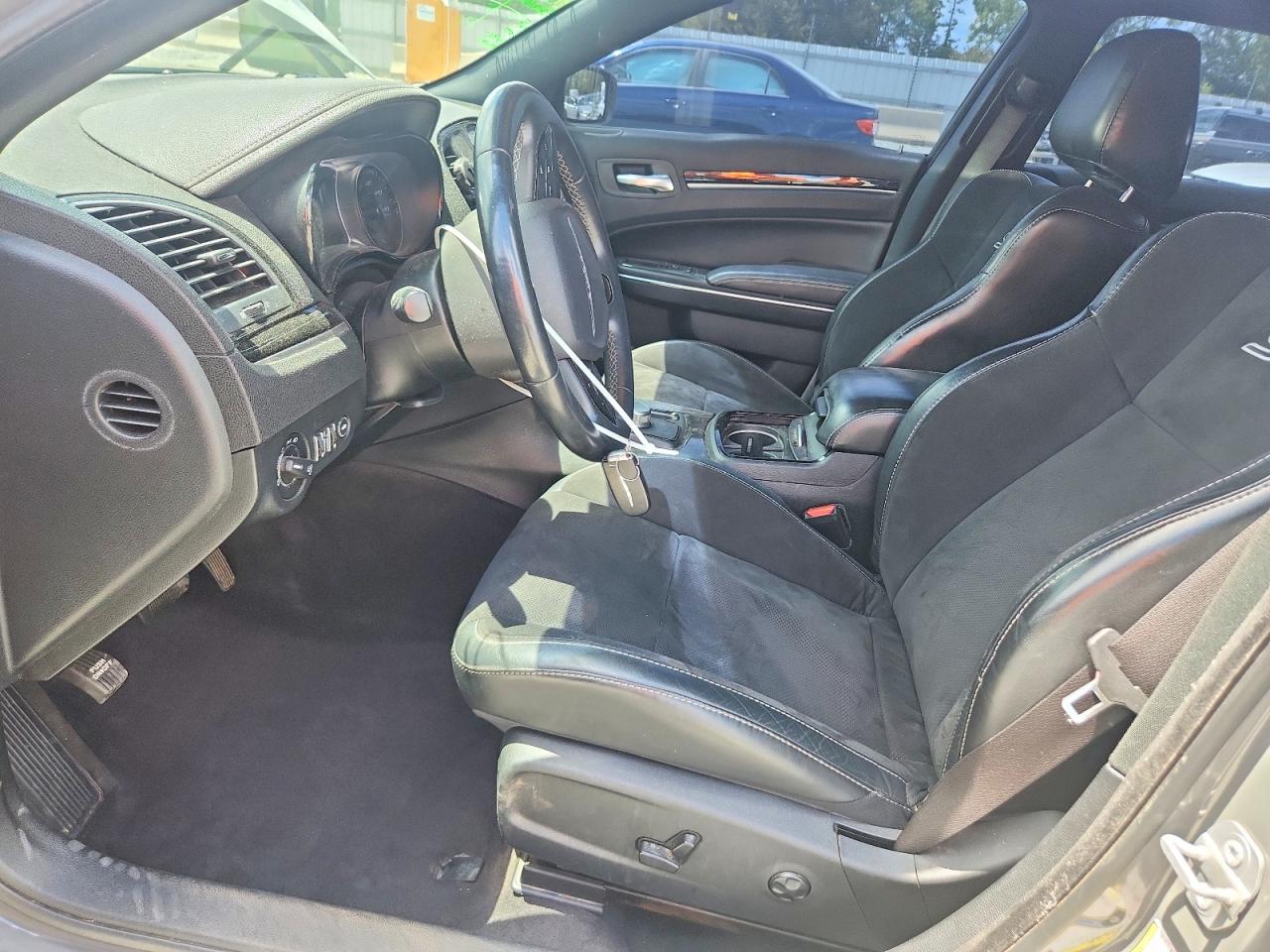 2018 CHRYSLER 300 S photo 7
